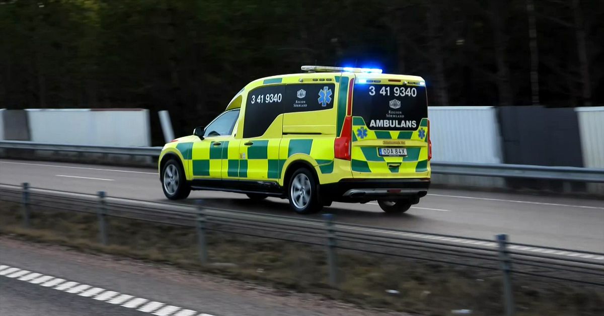 Ambulansen lämnade – patient avled hemma