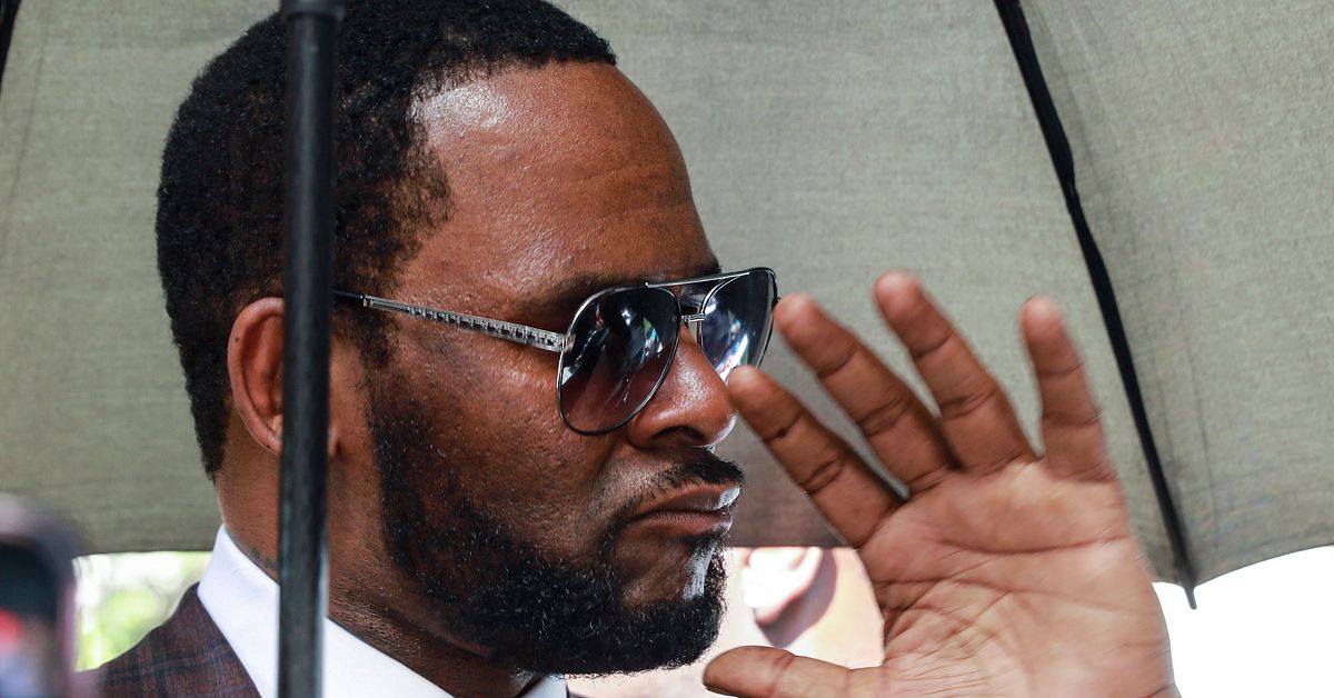 Artisten R Kelly ber Trump om kortat straff