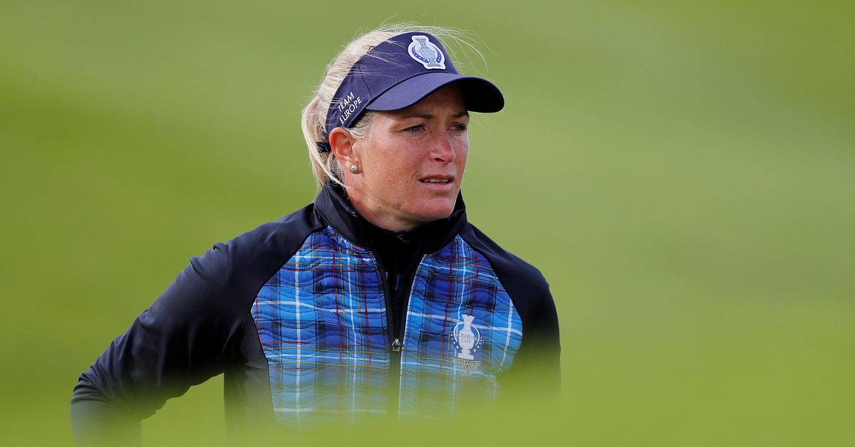 Suzann Pettersen på golfbanan under comebacken