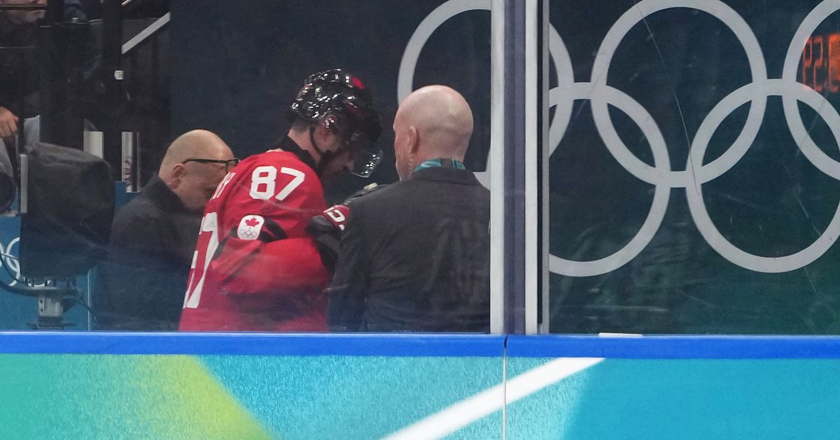 Sidney Crosby klev av skadad i stekheta kvartsfinalen
