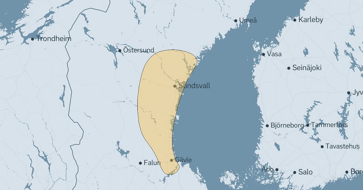 Orange vädervarning för skyfall i sydöstra Norrland