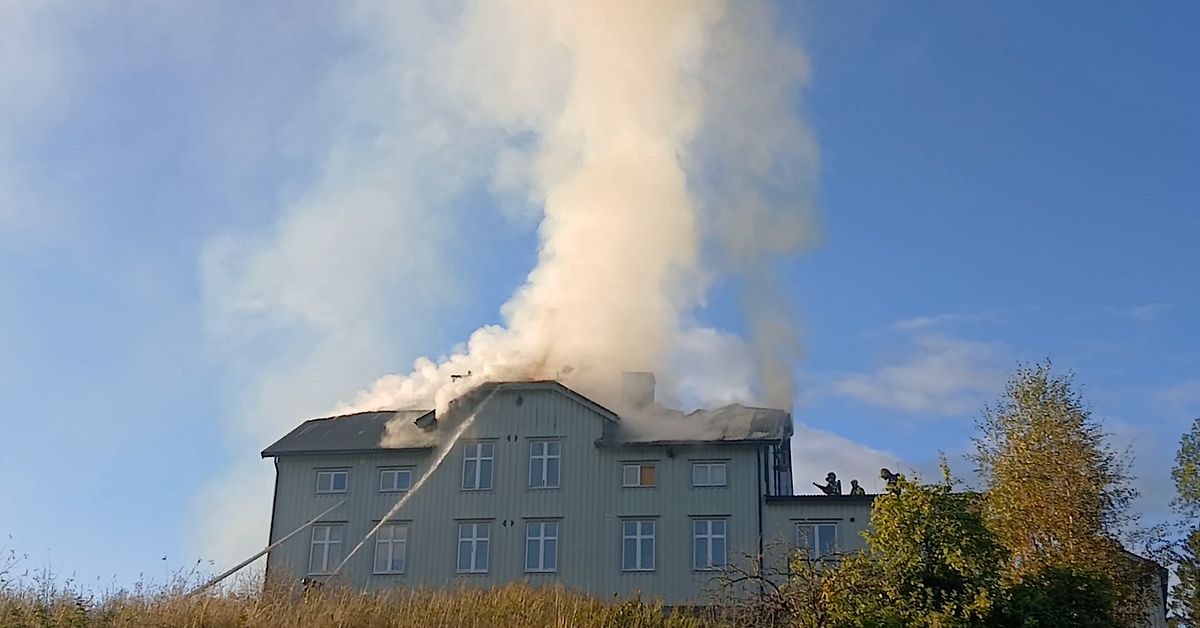 Omfattande brand på HVB-hem utanför Nordingrå – två personer gripna