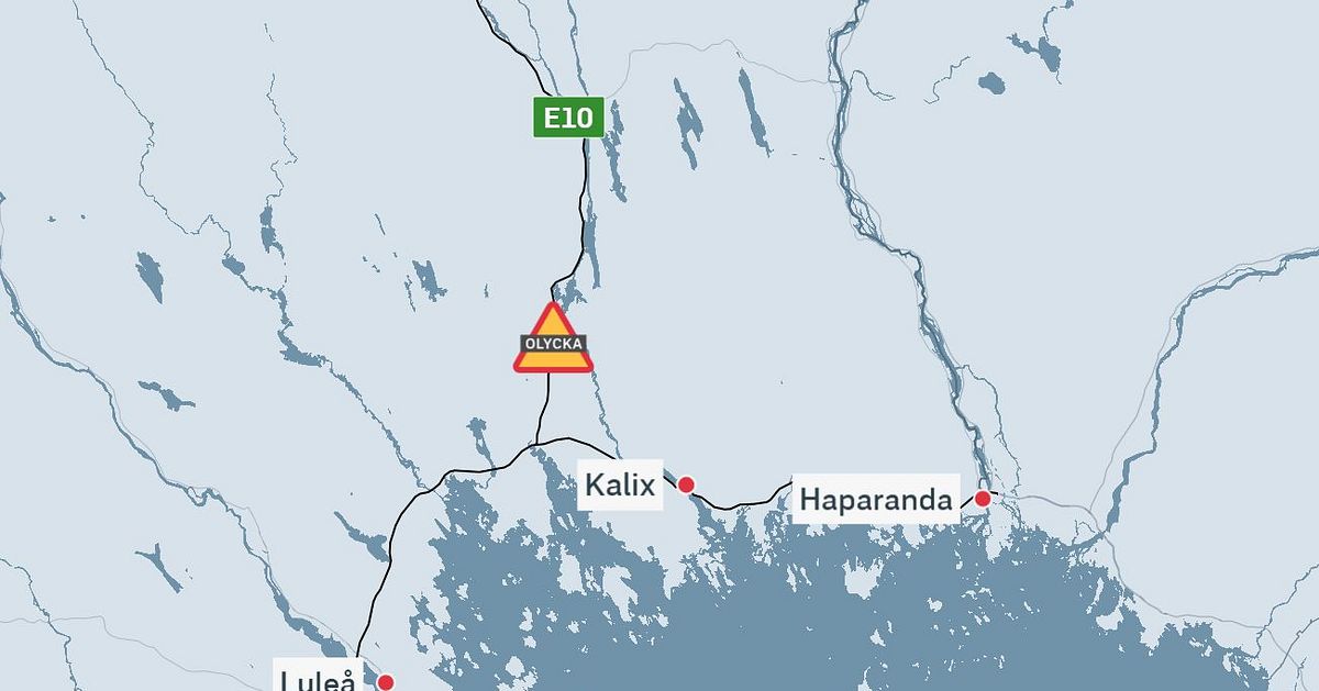 Fastkl&auml;md efter krock mellan tankbil och bil p&aring; E10 i T&ouml;re
