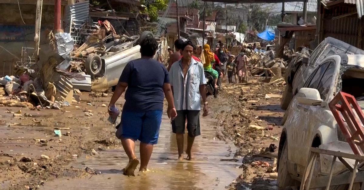Nära 2 000 döda efter översvämningar i Asien – miljontals drabbade