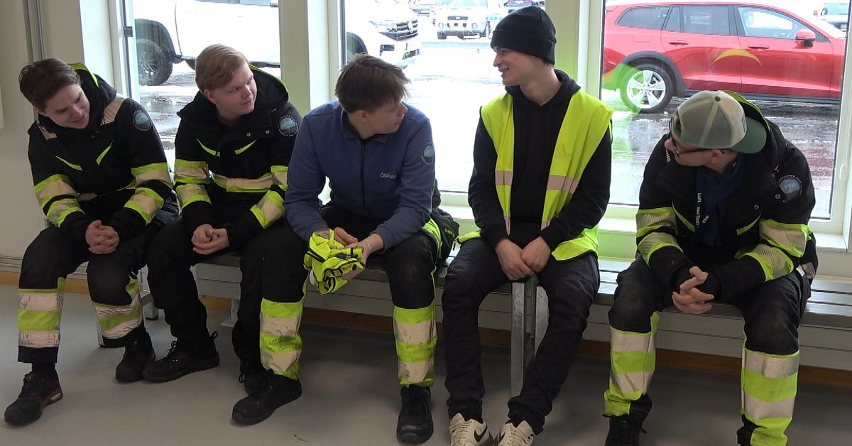 Pontus i Arvidsjaur utbildar sig till flygtekniker &ndash; f&aring;r skruva i bilar