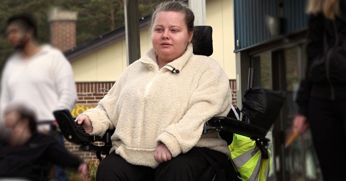 Nova, 21, saknar assistans efter lunch: &rdquo;V&auml;ntar mest p&aring; att tiden ska g&aring;&rdquo;