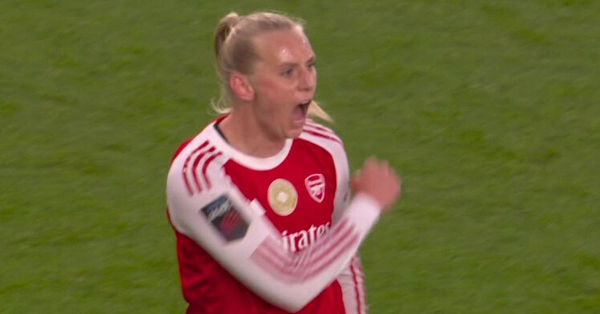 Stina Blackstenius hj&auml;lte p&aring; till&auml;ggstid f&ouml;r Arsenal