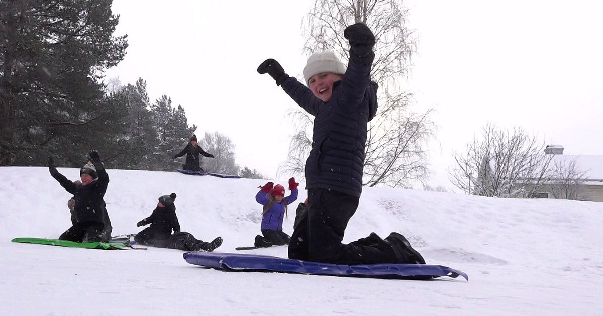D&auml;rf&ouml;r f&ouml;rlorar f&ouml;r&auml;ldrar kampen om barnens vinterkl&auml;der