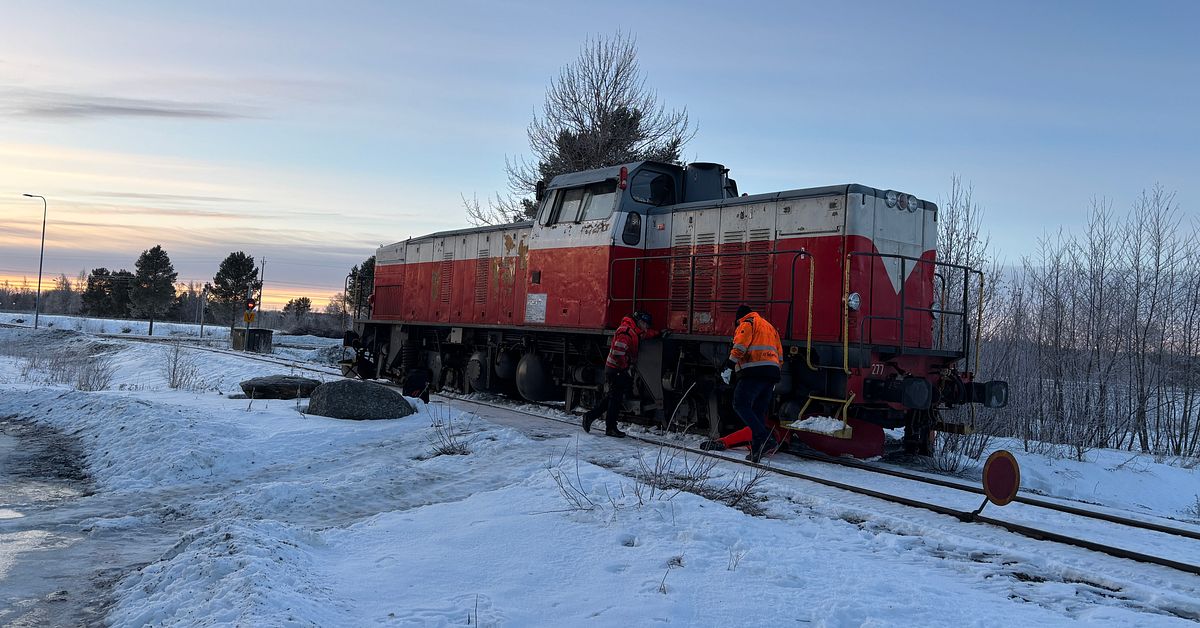 Ursp&aring;rat t&aring;g i Krokom &ndash; trafiken stoppad