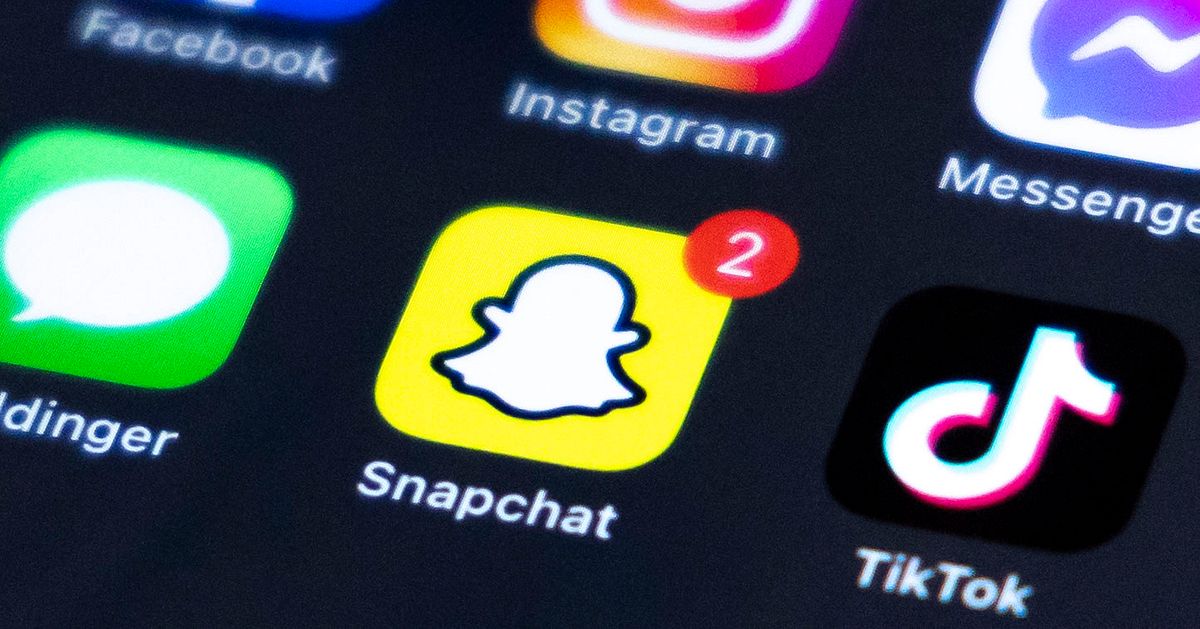Fyra unga åtalas för knarkaffär via Snapchat
