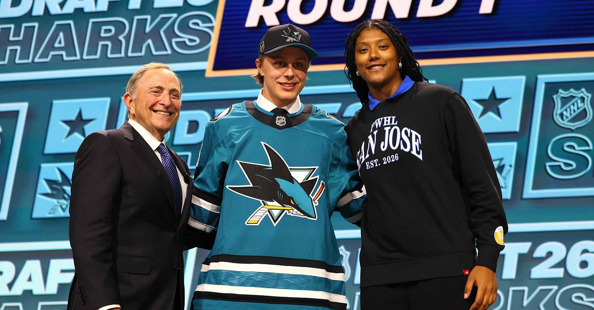 Ivar Stenberg vald som tv&aring;a i NHL-draften av San Jose Sharks