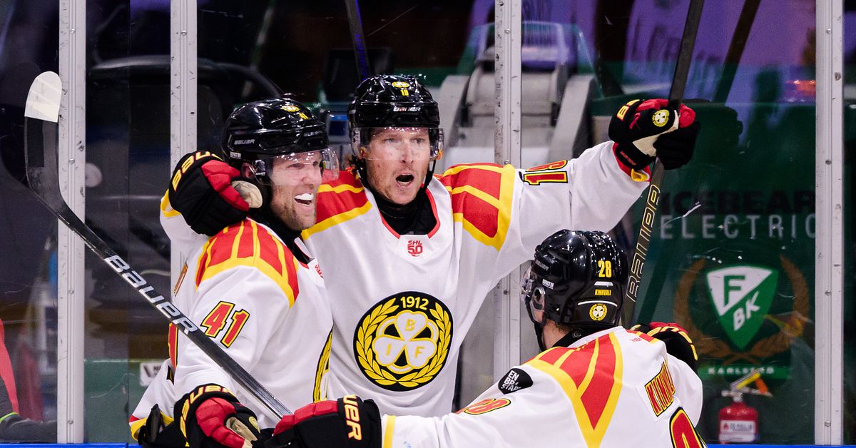 Nicklas Bäckström med första SHL-målet sedan återkomsten