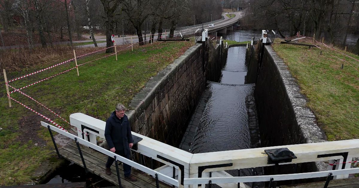 Slussar vid Str&ouml;msholms kanal sp&auml;rras av efter uppt&auml;ckt rasrisk: &rdquo;Marken sjunker&rdquo;