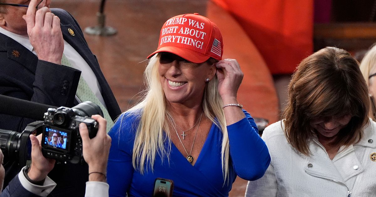 Epstein delar Maga-rörelsen – hon står mitt i stormen