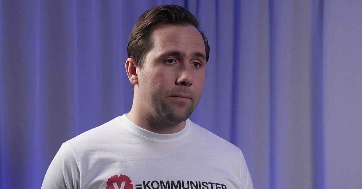 Minister bär t-shirt som kallar V för kommunister: ”Inte ploj”