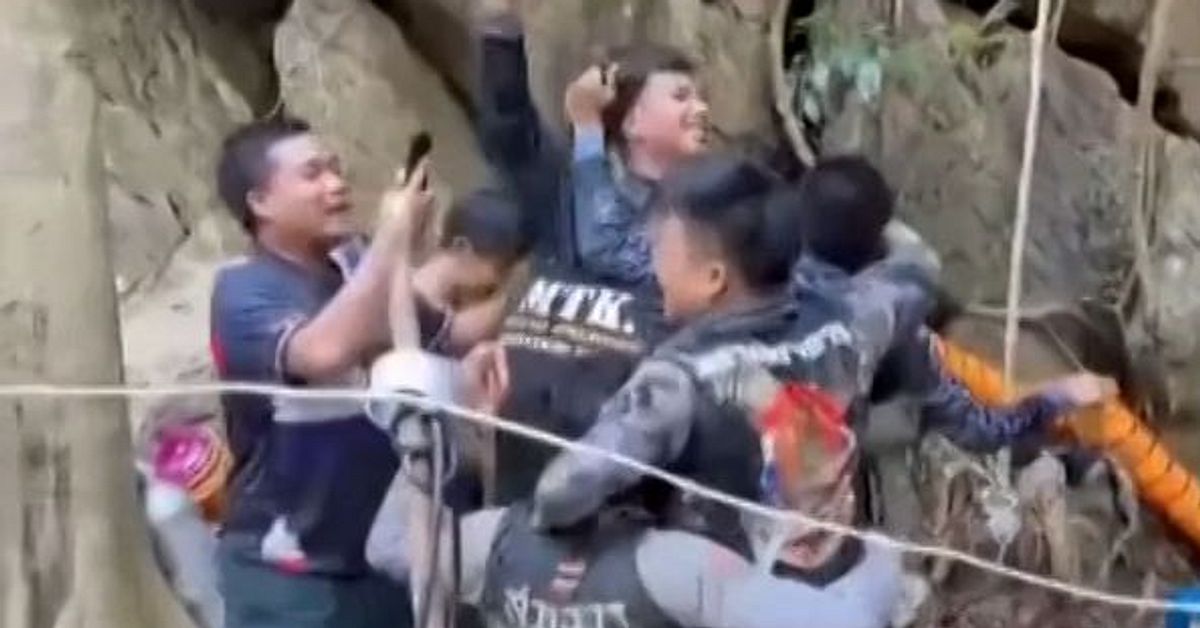Fem av sju funna vid liv i grotta i Laos &ndash; fast i en vecka