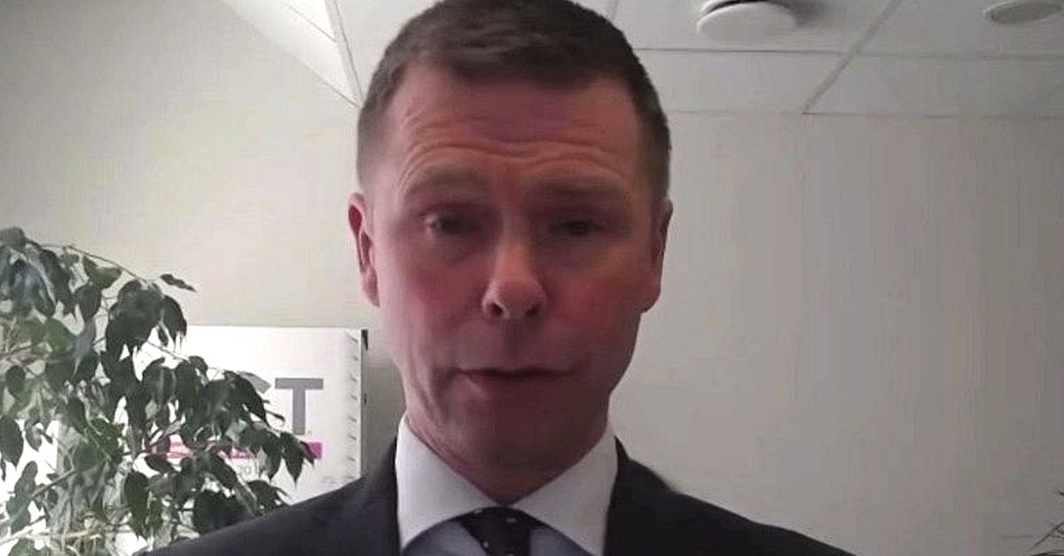 UD har skickat n&ouml;dteam: &rdquo;Kan utf&auml;rda pass och l&aring;na ut pengar&rdquo;