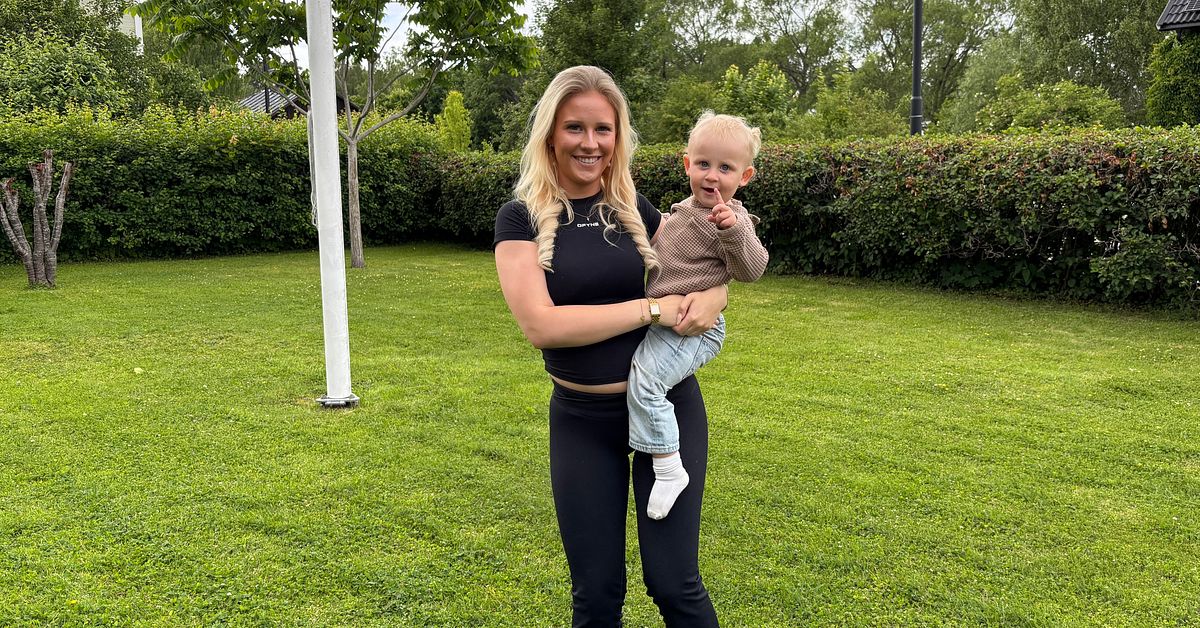 Emma om livet som ton&aring;ring och sm&aring;barnsmamma: &rdquo;Varit tufft&rdquo;