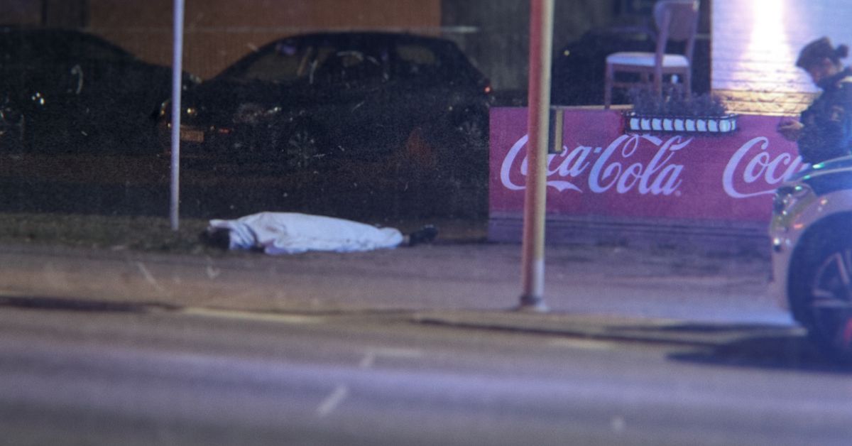 18-åring åtalad för dödsskjutningen utanför pizzeria i Hallstahammar