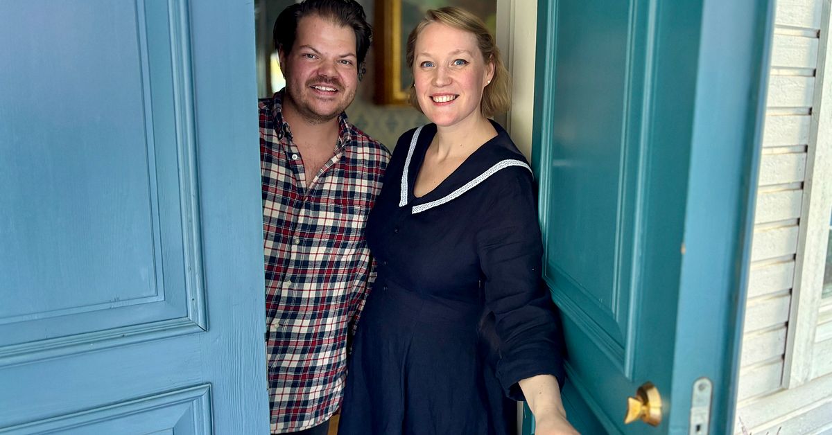 M&ouml;t paret som renoverar en gammal herrg&aring;rd i Nyland