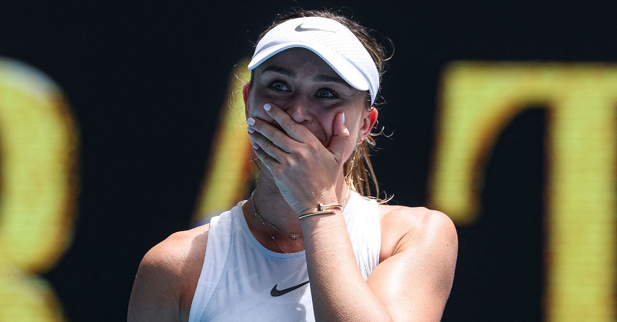 テニス：パウラ・バドーサは引退を検討したが準決勝進出：「最後のチャンスを与えてください」