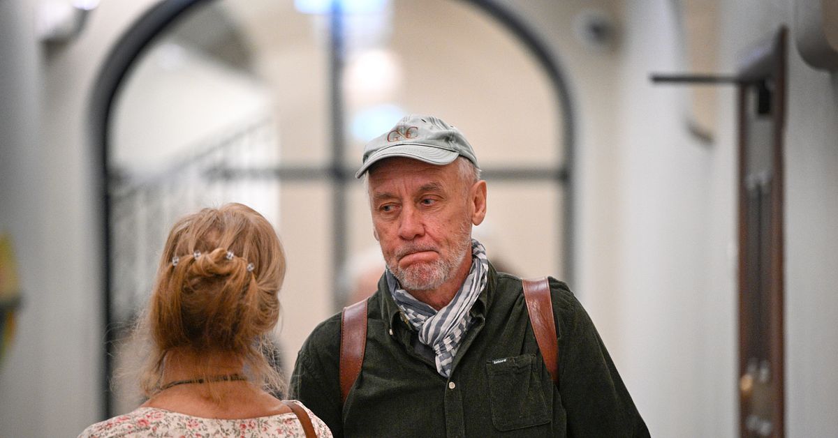 F&ouml;rfattaren H&aring;kan Nesser sl&auml;pps fr&aring;n f&auml;ngelset
