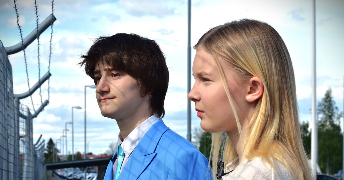 Stina och Lukas blev inl&aring;sta i cell f&ouml;r 13-&aring;ringar p&aring; Kumlaanstalten