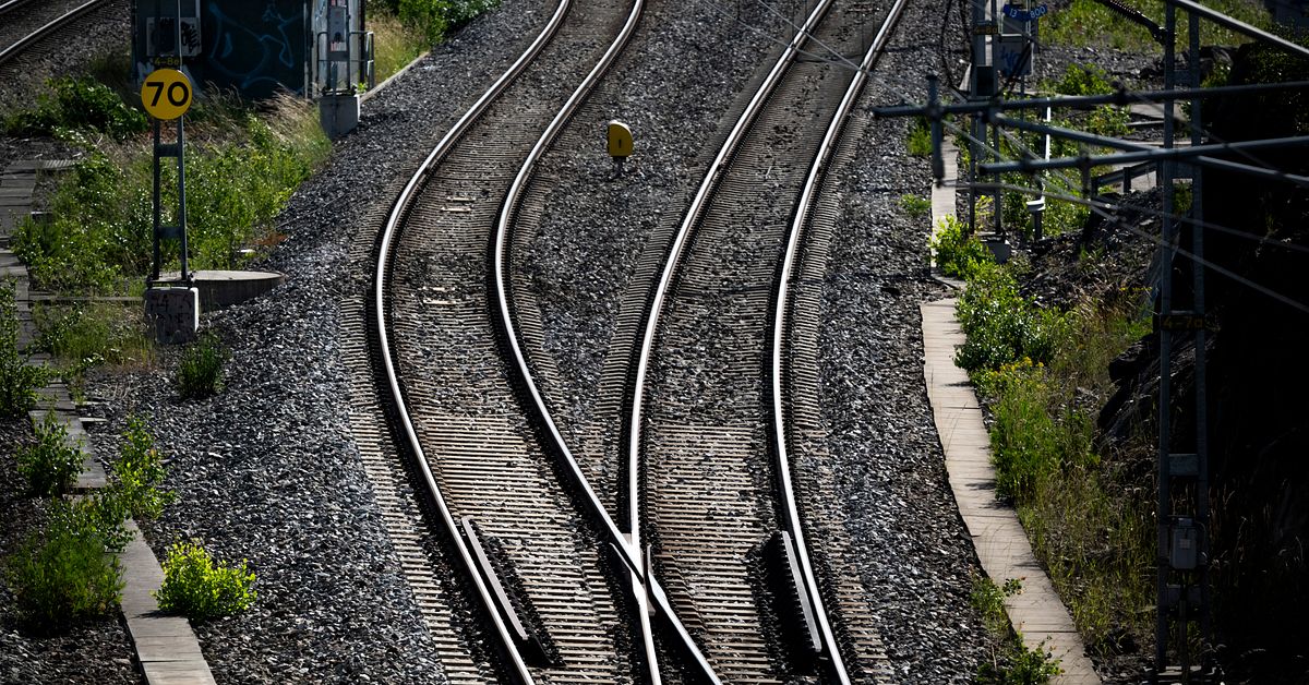 Trafikverket stänger banor i värmen – höjd beredskap