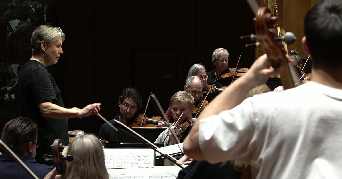 Esa-Pekka Salonen: &rdquo;Man beh&ouml;ver inte spela n&aring;gon boss framf&ouml;r orkestern&rdquo;