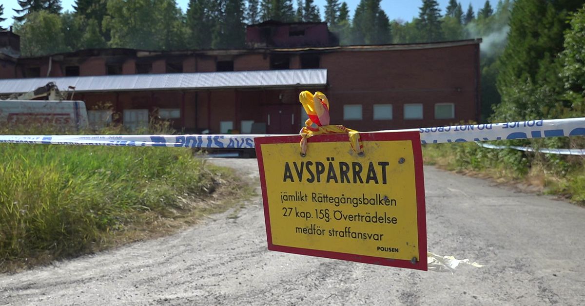 Uppgifter: Brandkåren klev rakt in i illegal cigarettfabrik i Lövånger