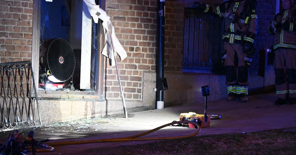 Kastade molotovcocktail in i fris&ouml;rsalong &ndash; tv&aring; ton&aring;ringar d&ouml;ms