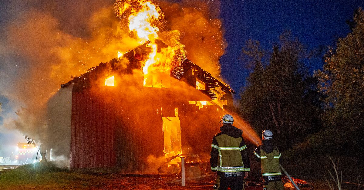 Brand i byggnad utanf&ouml;r Hedemora &ndash; utreds som mordbrand
