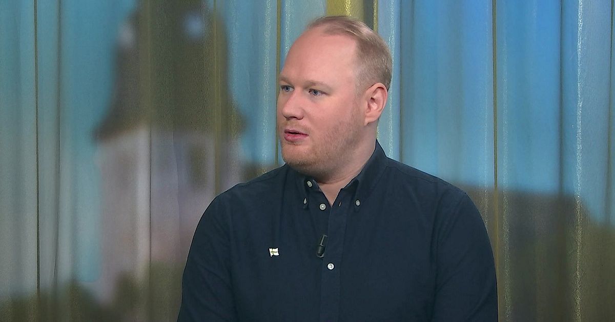 Minoritetsaktivisten Dennis tror inte på ”gammaldags fikadiplomati”