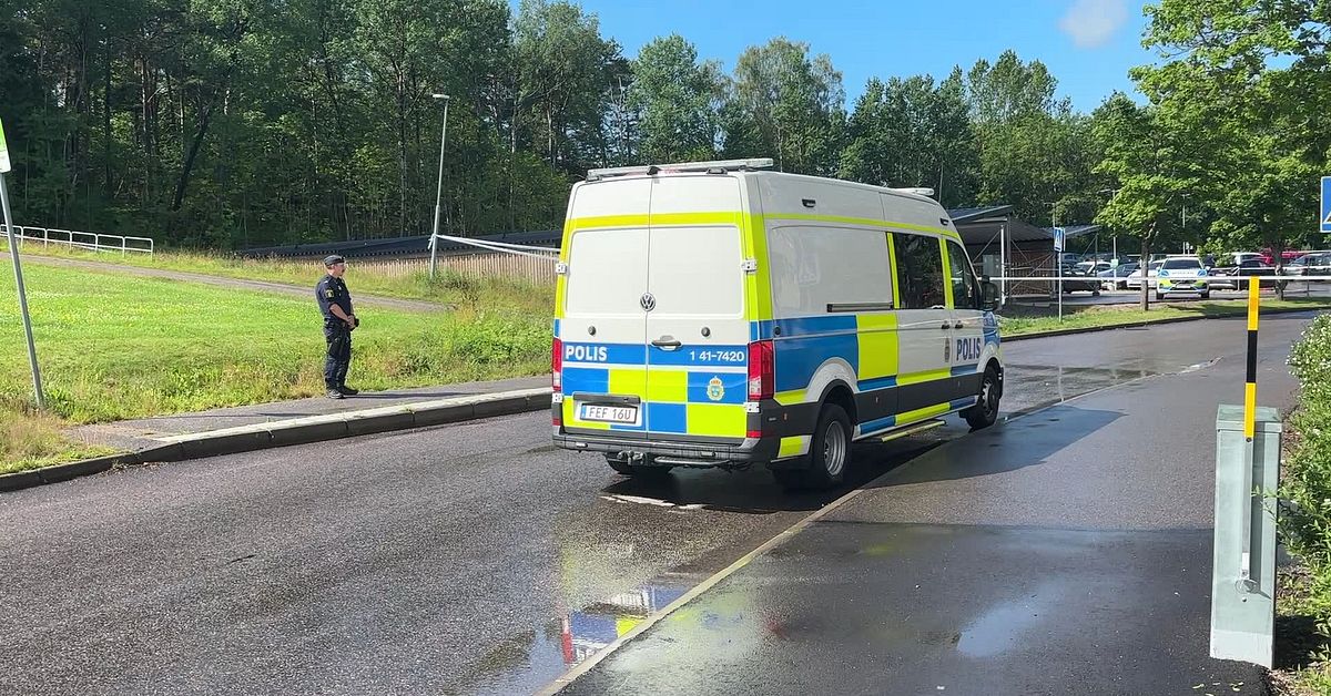 Lägenhetshus i Nyköping utrymt efter larm om misstänkt farligt föremål