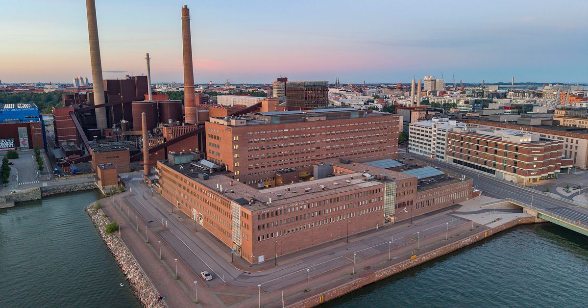 Tv&aring; svenskar misst&auml;nks f&ouml;r spioneri i Finland