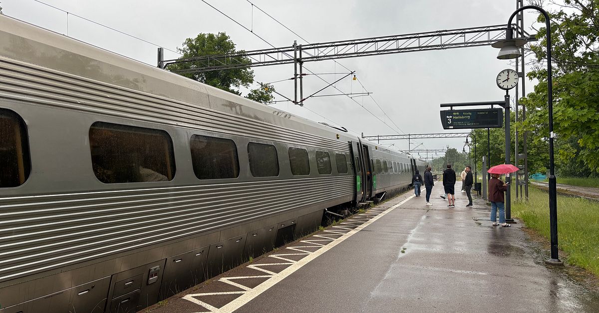 Tågstopp i Katrineholm efter olycka