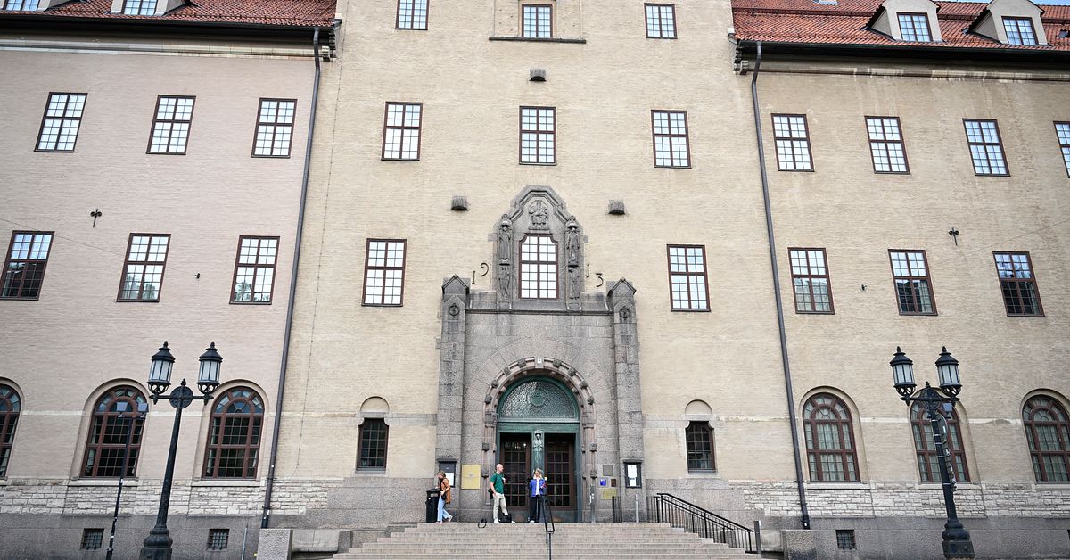 Anst&auml;lld p&aring; trafikf&ouml;rvaltningen h&auml;ktas misst&auml;nkt f&ouml;r mutbrott