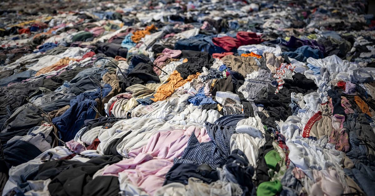 Chatt: Vad g&ouml;r du med dina gamla kl&auml;der?