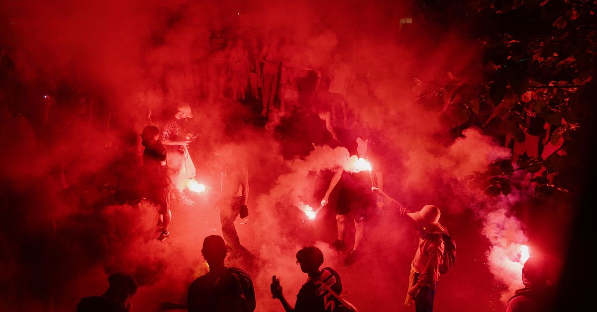 400 gripna &ndash; kaos igen efter PSG:s titel