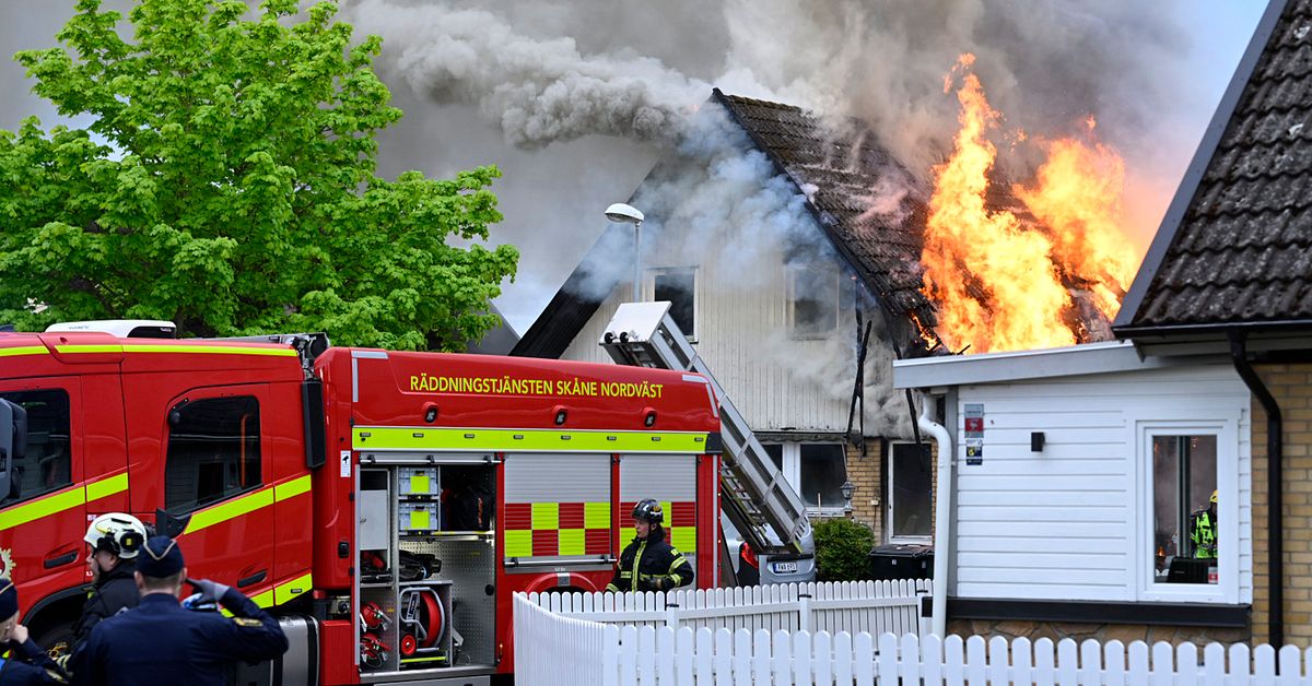 Villabrand i Nyvång – lågor från taket