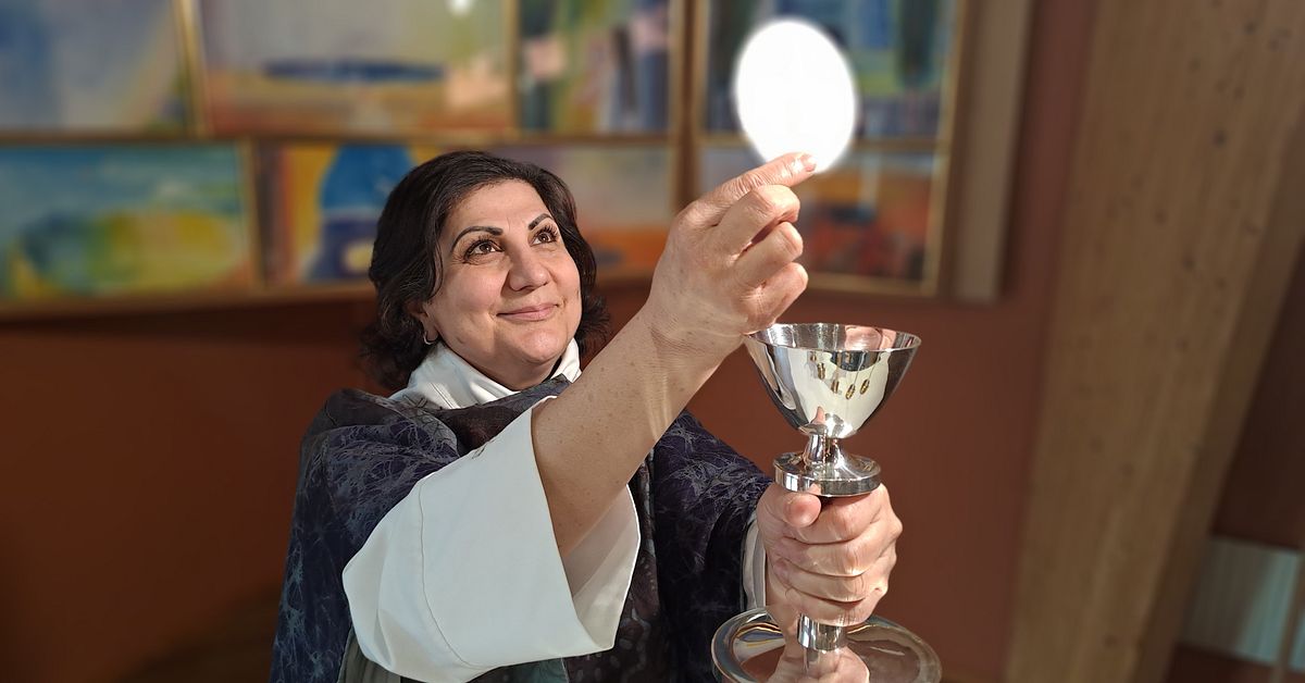 Sema trotsade sin bakgrund och blev pr&auml;st: &rdquo;Skulle jag verkligen v&aring;ga?&rdquo;