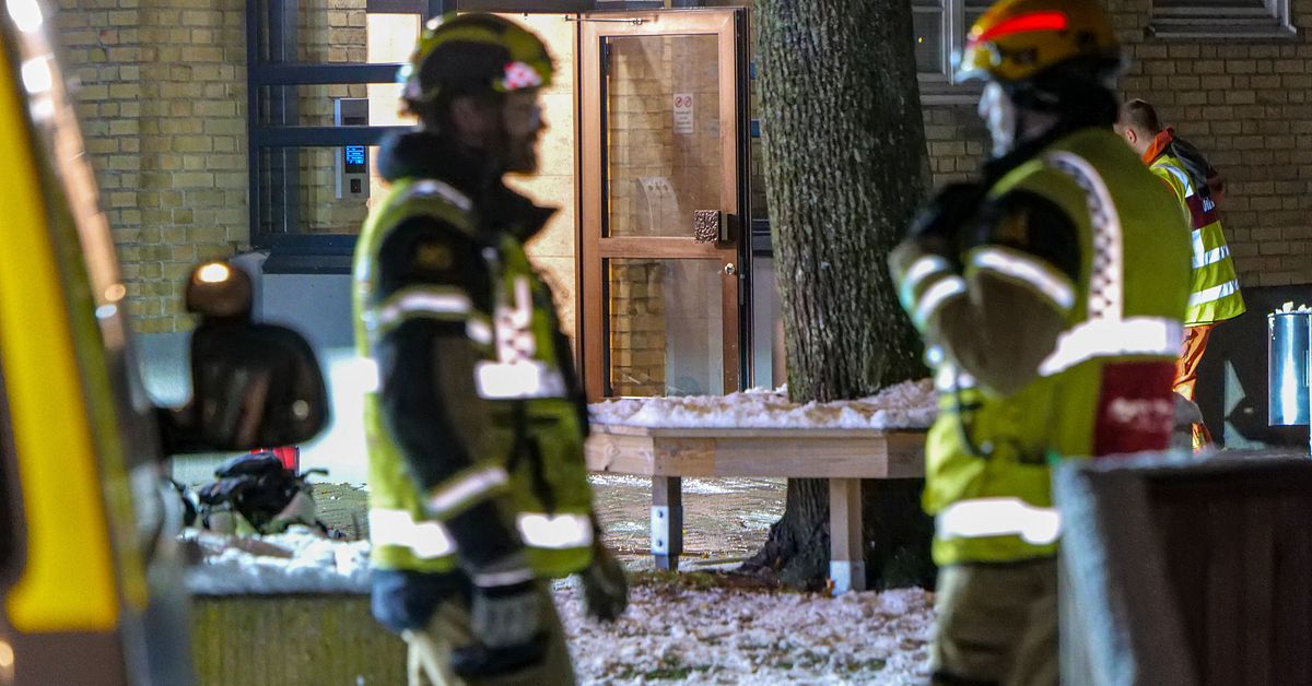 En till sjukhus efter lägenhetsbrand i Malmö