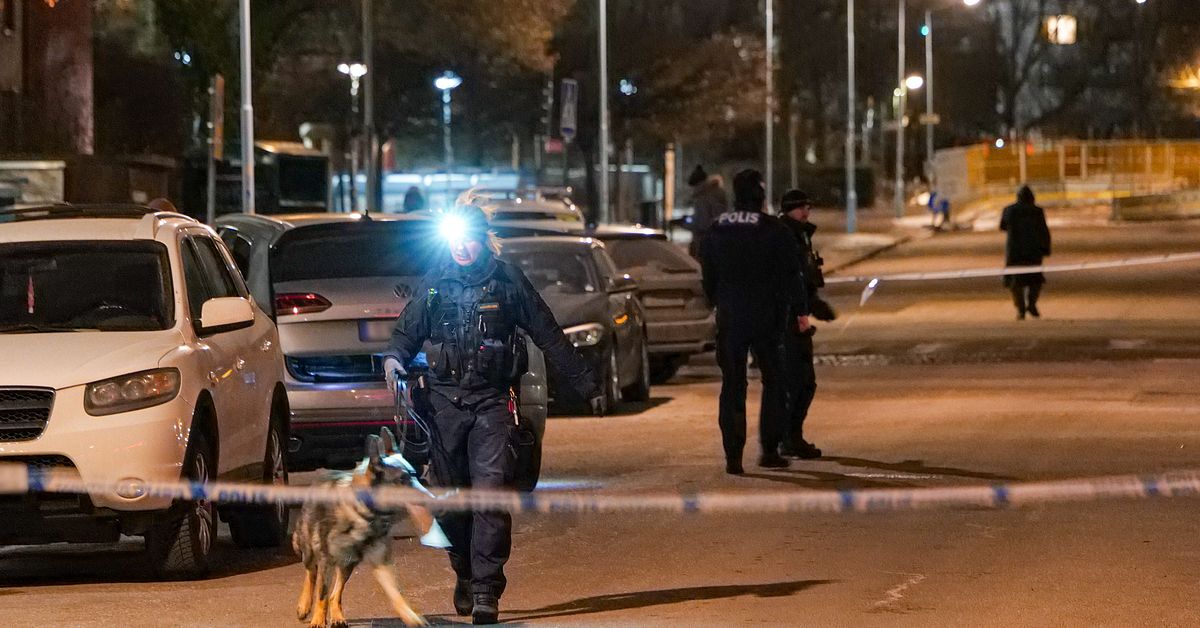 Explosion i trapphus i Malm&ouml; &ndash; en person gripen