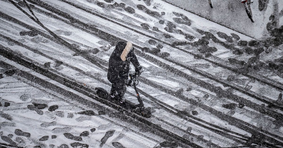 Snow Warning: Southern Sweden – Travel Disruptions Possible