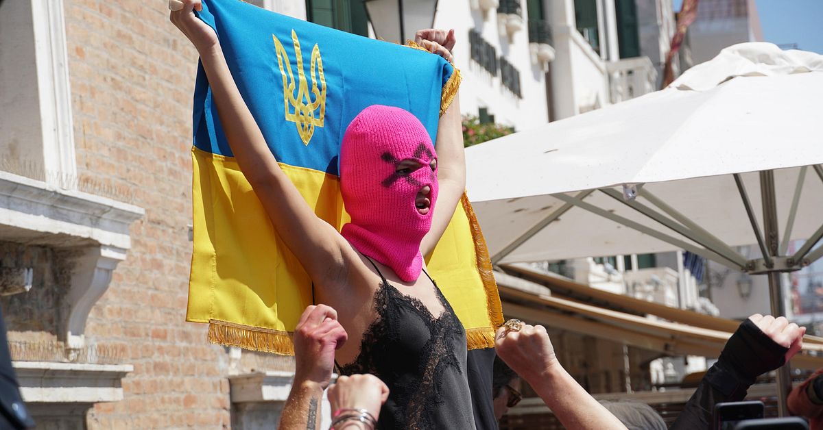 Rita Flores i Pussy Riot: Tvingades jobba f&ouml;r FSB