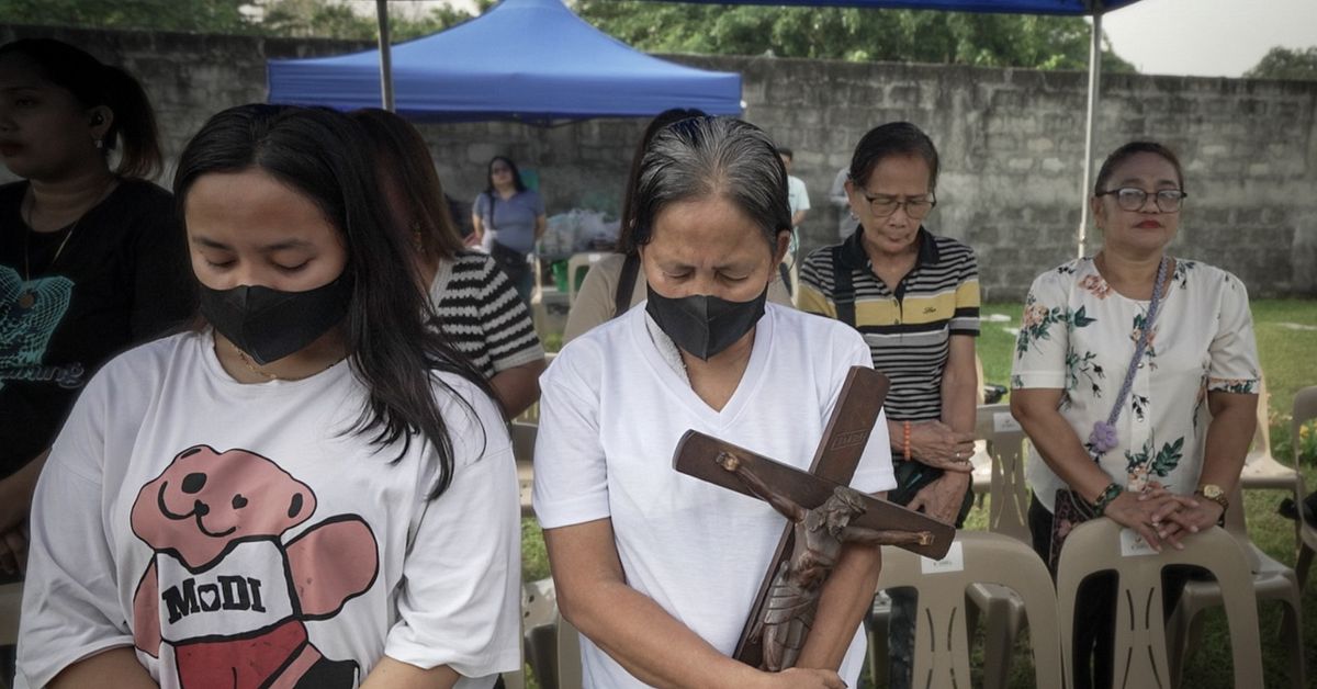 Tusentals dödades under Dutertes styre – nu kräver anhöriga svar