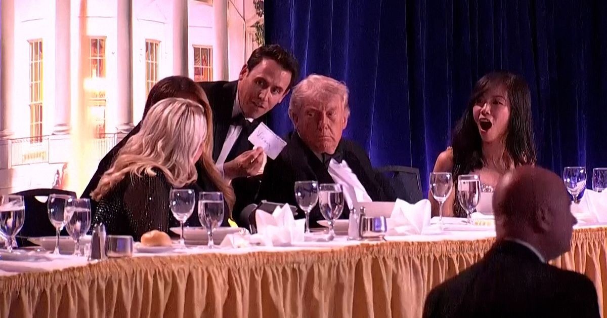 Skottlossning vid galamiddag &ndash; Trump fick evakueras