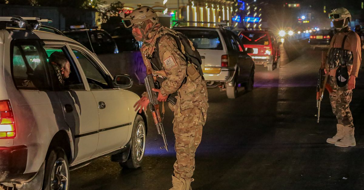 Pakistan: &Ouml;ppet krig med talibanerna i Afghanistan