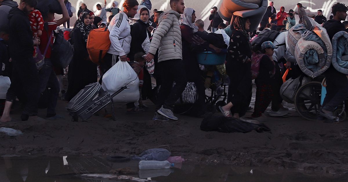 Här återvänder palestinier till norra Gaza | SVT Nyheter