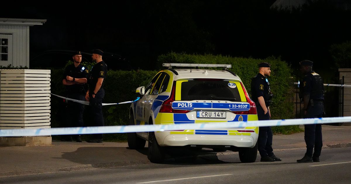 Skottlossning mot bostad i H&auml;sselby &ndash; tv&aring; anh&aring;llna